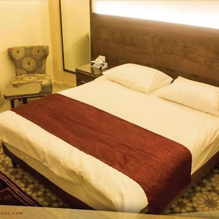 La Place Hotel Zahlé 外观 照片