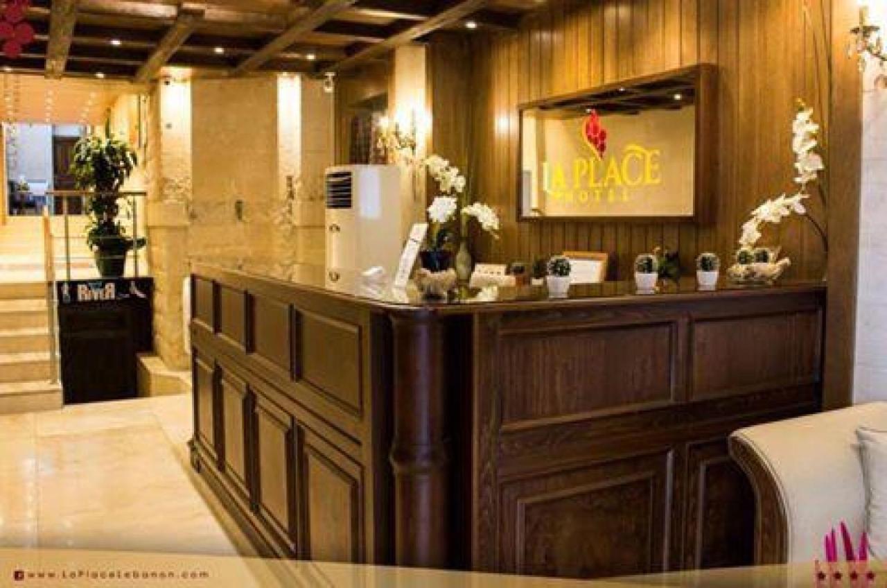 La Place Hotel Zahlé 外观 照片