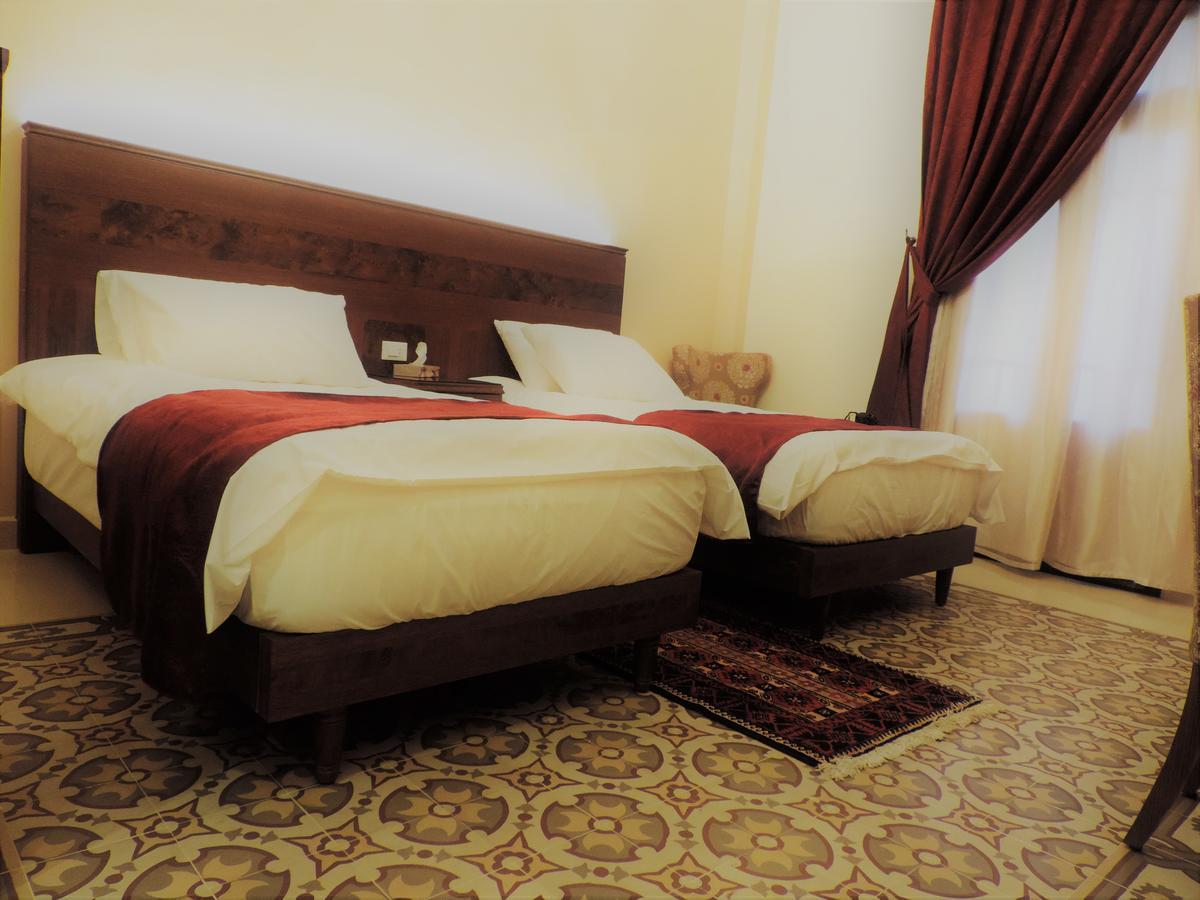La Place Hotel Zahlé 外观 照片